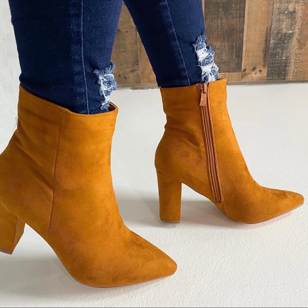 TAN SUEDE BOOTS